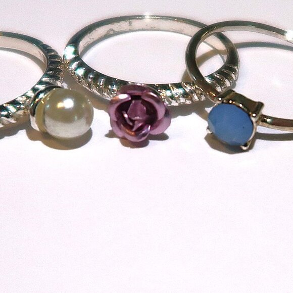 Women's Set of Three Rings Varies Size Silver Tone Summer Fashion - Picture 1 of 4